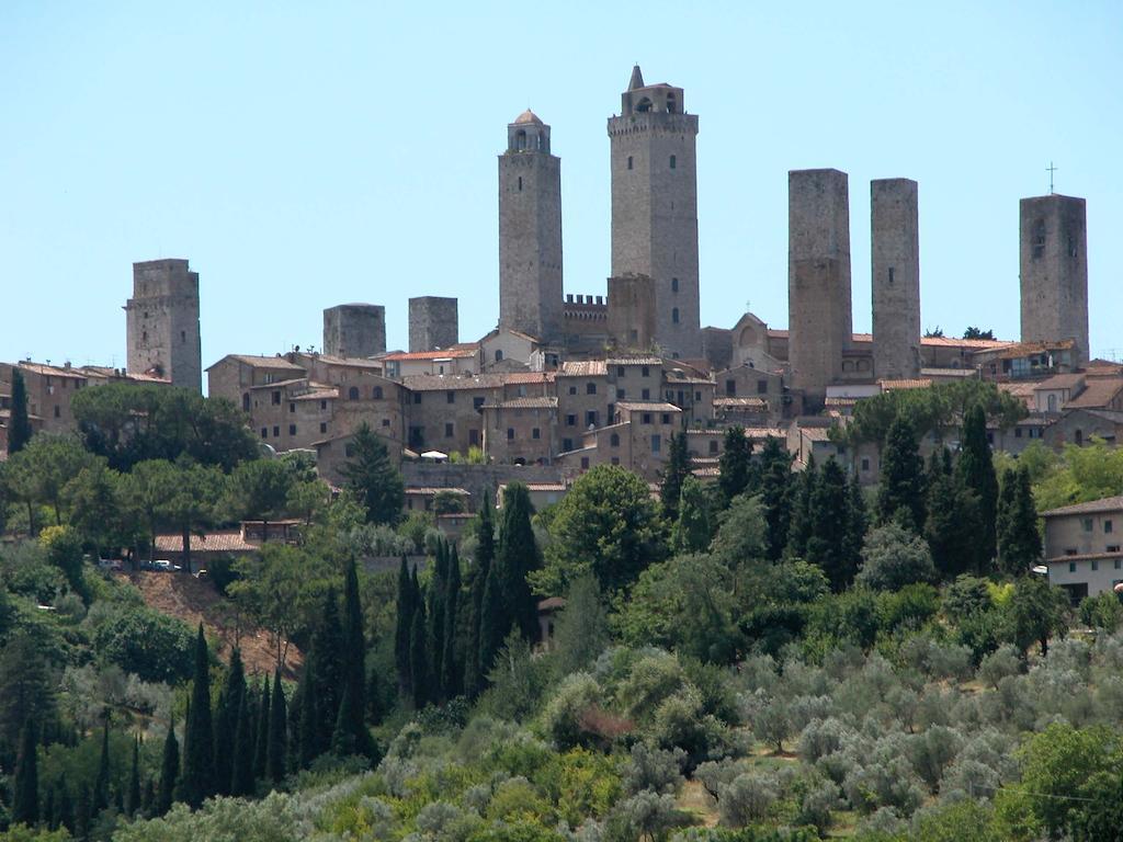 La Vecchia Corte San Gimignano Bagian luar foto
