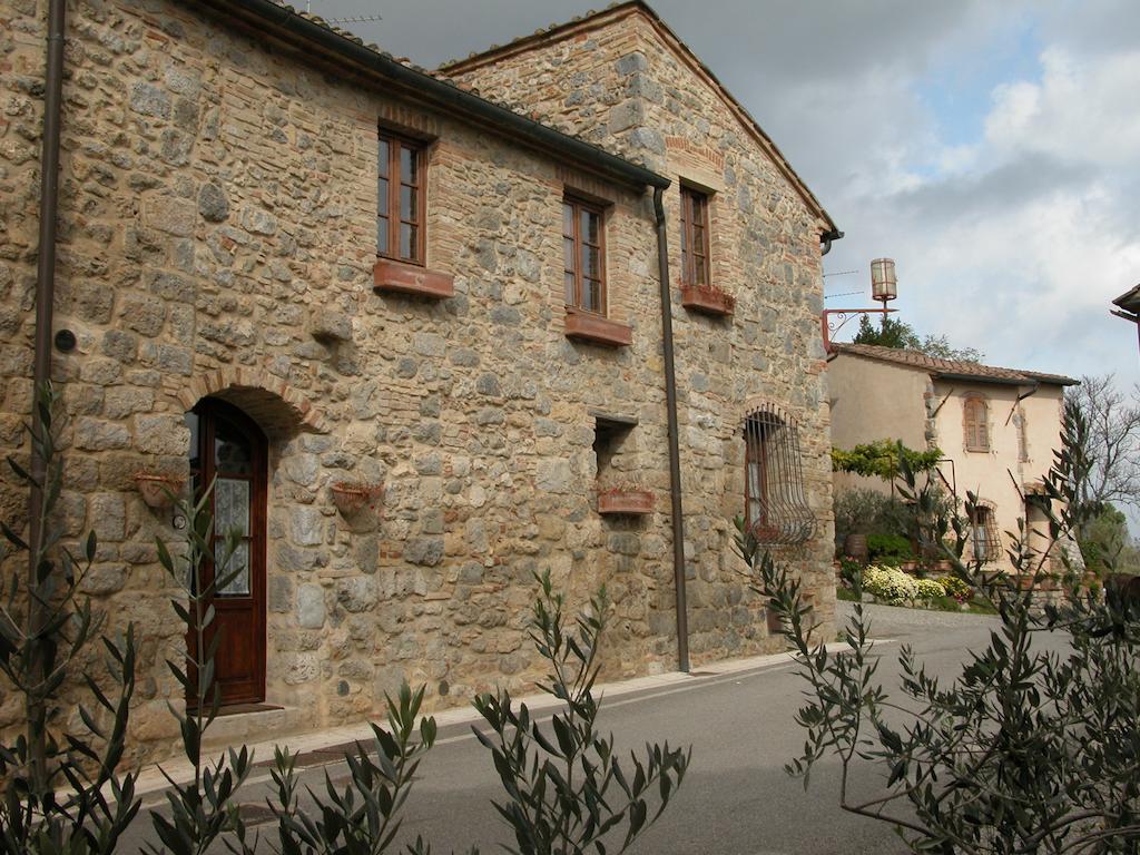 La Vecchia Corte San Gimignano Bagian luar foto